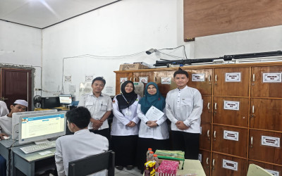 “Pengawas Madrasah Tinjau Langsung Pelaksanaan TKA di MTs Terpadu Berkah, Pastikan Berjalan Tertib dan Berkualitas”