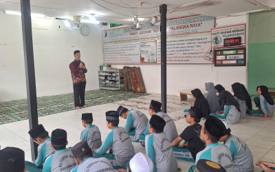 MTs Terpadu Berkah Palangka Raya Laksanakan Pembagian Rapor Semester Genap Tahun Ajaran 2025/2026