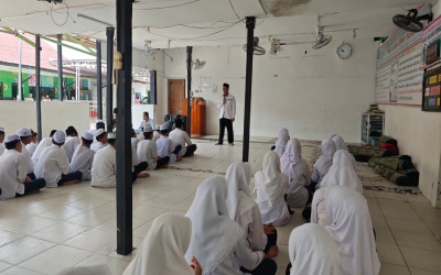 Menapaki Proses Menuju Sukses: Arahan Kepala Madrasah untuk Siswa Kelas IX